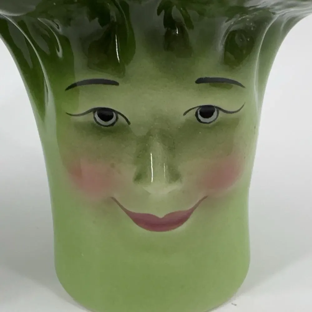 Clay Art Anthropomorphic Corn & Broccoli Salt & Pepper Shakers Ceramic 1992
